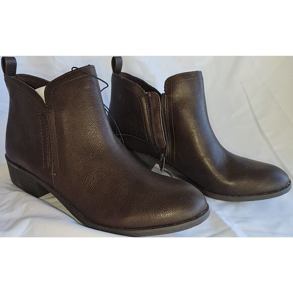 Sun + Stone Women's Cadee Ankle Booties - Picture 3 of 6